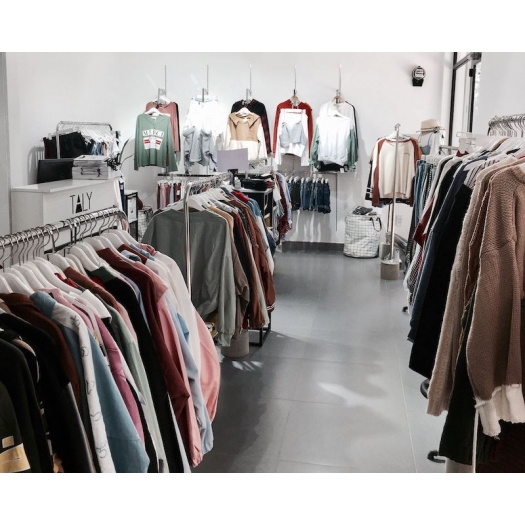 SHOP THỜI TRANG SOCHI CẦN TUYỂN NỮ BÁN HÀNG